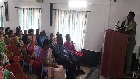குமாரபாளையத்தில் ராகிங்கிற்கு எதிரான விழிப்புணர்வு முகாம்
