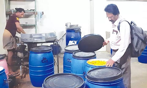 தென்காசி அருகே சிப்ஸ் தயாரிப்பு நிறுவனத்திற்கு ரூ.30 ஆயிரம் அபராதம்
