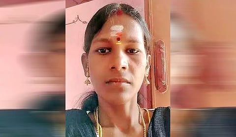 அம்பிகாவதி.
