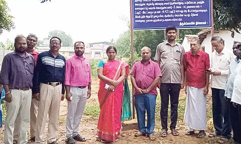 கோவில் நிலம் மீட்கப்பட்டு அறிவிப்பு பலகை வைக்கப்பட்டது.