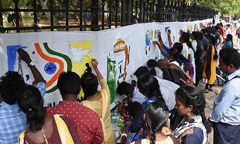 கோப்புபடம். 