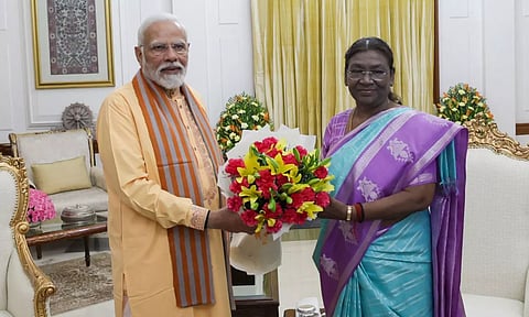 குடியரசு தலைவர் முர்மு- பிரதமர் மோடி சந்திப்பு