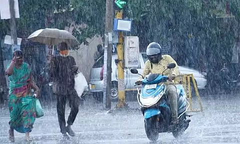 தஞ்சையில் வடகிழக்கு பருவமழை உதவி மையங்கள்