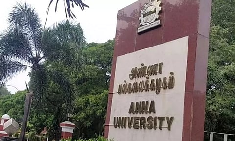 அண்ணா பல்கலைக்கழக கட்டண உயர்வு நிறுத்தி வைப்பு: துணைவேந்தர் வேல்ராஜ் பேட்டி