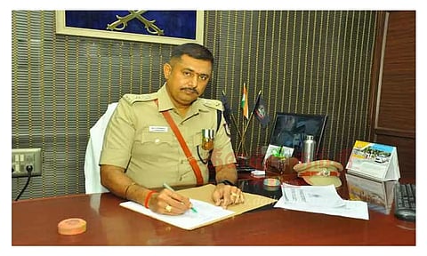 பள்ளி மாணவர்களுக்கு புகையிலை பொருட்கள் விற்றால் குண்டர் சட்டத்தில் கைது- தென்காசி போலீஸ் சூப்பிரண்டு எச்சரிக்கை