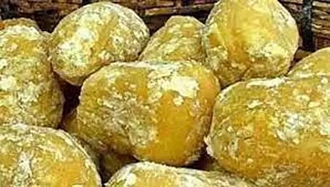 உருண்டை வெல்லம் சிப்பம் ரூ.1,270 ஆக விலை குறைந்தது