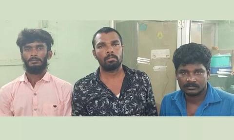 கியாஸ் சிலிண்டர் சப்ளை செய்பவர் மூலம் வீடுகளை நோட்டமிட்டு கொள்ளையடித்த கும்பல்