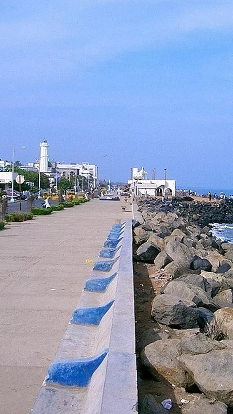 புத்தாண்டு கொண்டாட்டத்துக்கு தயாராகும் புதுச்சேரி