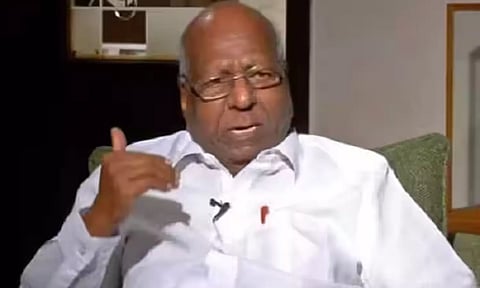 ஆற்காடு வீராசாமி ஆஸ்பத்திரியில் அனுமதி