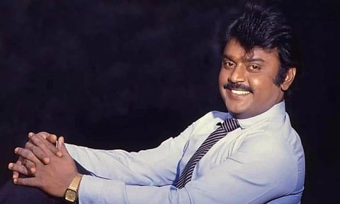 மறைந்து நாளையுடன் 30 நாட்கள் ஆகிறது- விஜயகாந்த் சமாதியில் ஒரே நாளில் 50 ஆயிரம் பேர் அஞ்சலி