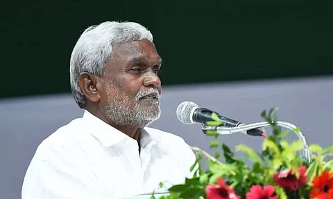 திங்கட்கிழமை சட்டமன்றத்தில் பலத்தை நிரூபிக்கிறார் சம்பாய் சோரன்