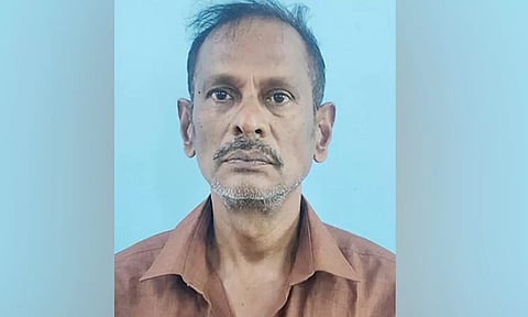 தந்தை திருட்டு வழக்கில் கைது- அவமானத்தில் பட்டதாரி மகன் தற்கொலை