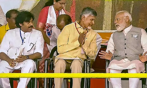 பவன் கல்யாண் உரையின் போது குறுக்கிட்ட மோடி - என்ன ஆச்சு தெரியுமா?