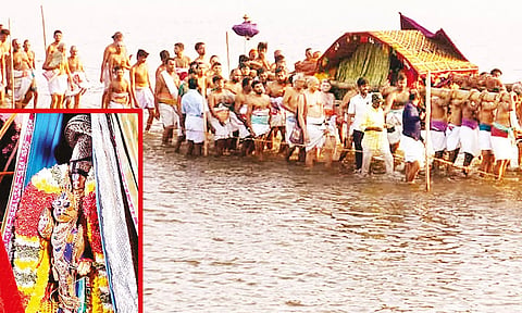 ஸ்ரீரங்கம் ரெங்கநாதர் ஜீயபுரம் ஆஸ்தான மண்டபத்தில் எழுந்தருளல்