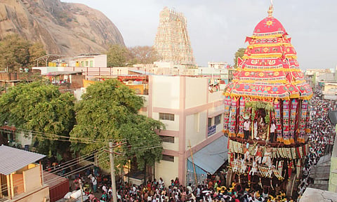 திருப்பரங்குன்றம் முருகன் கோவிலில் பங்குனி பெருவிழா தேரோட்டம்