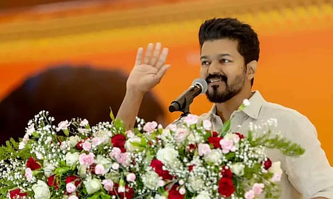 பாராளுமன்ற தேர்தலில் விஜய் ஆதரவு யாருக்கு? அரசியல் வட்டாரத்தில் மிகுந்த எதிர்பார்ப்பு