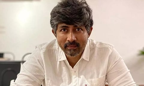 ஓரின சேர்க்கையாளராக இருப்பது அவமானம் இல்லை - கார்த்திக் குமார்