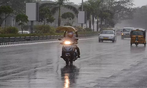 சென்னை நள்ளிரவில் பெய்த கோடை மழை