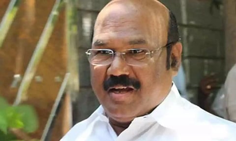யாரை கண்டு அஞ்சுகிறீர்கள்? - உச்ச நடிகர்களை சாடிய ஜெயக்குமார்