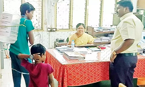 பாத்திரத்தில் உணவு தரமறுத்த ஓட்டலில் பாதுகாப்புதுறை அதிகாரிகள் ஆய்வு