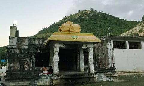 தமிழில் அரிய கல் வெட்டு