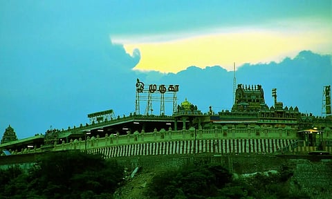 திருத்தணியில் தங்கதேர் உலா
