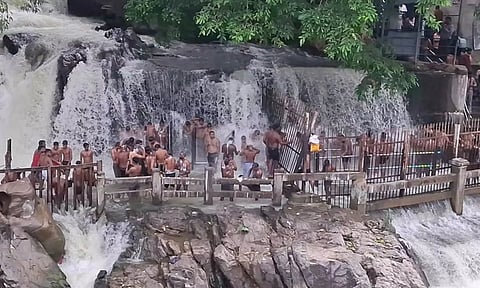 ஒகேனக்கல்லுக்கு நீர்வரத்து 5 ஆயிரம் கனஅடியாக நீடிப்பு