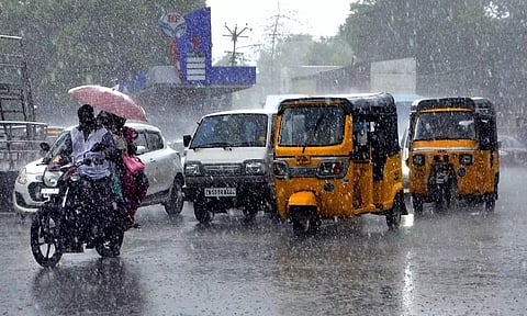 4 மாவட்டங்களில் இன்றும் நாளையும் கன மழை-வானிலை மையம்