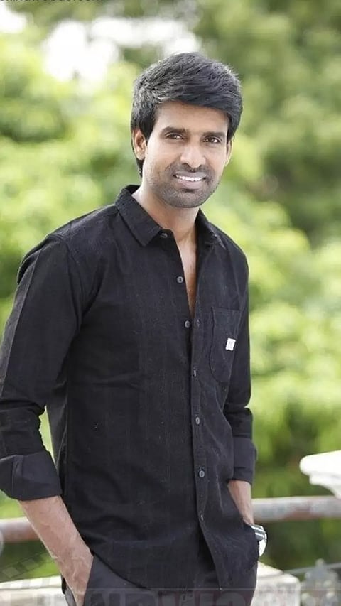 அட நம்ம சூரியா? மதுரை டூ லாஸ் ஏஞ்சல்ஸ்...