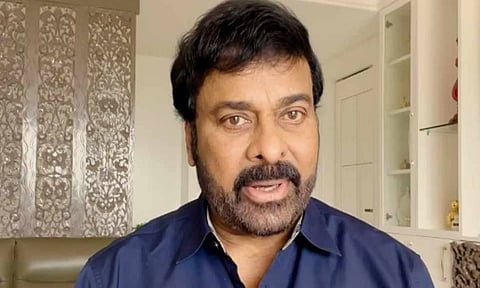பலத்த மழை: வீட்டை விட்டு வெளியே வர வேண்டாம்-நடிகர் சிரஞ்சீவி