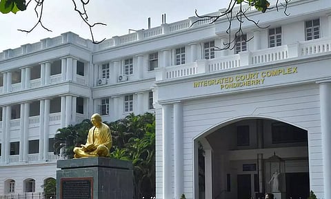 புதுச்சேரியில் வழக்குகளுக்கு தீர்வு காணப்பட்டு ரூ.5¾ கோடி பட்டுவாடா