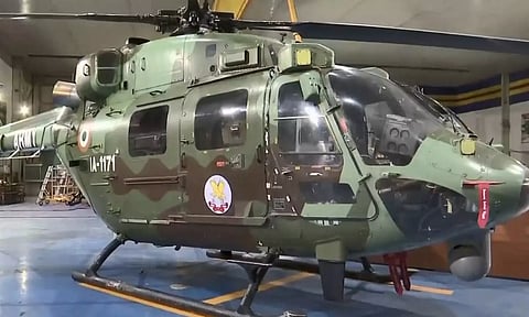 லடாக்கில் இரவில் அதிநவீன ஹெலிகாப்டர் மூலம் கண்காணிக்கும் ராணுவம்