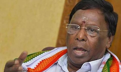 துரோகிகளுக்கு காங்கிரசில் இடமில்லை- நாராயணசாமி திட்டவட்டம்