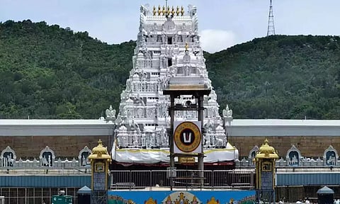 திருப்பதியில் மாற்று மத பணியாளர்களை நீக்க புதிய அறங்காவலர் குழு தலைவர் முடிவு