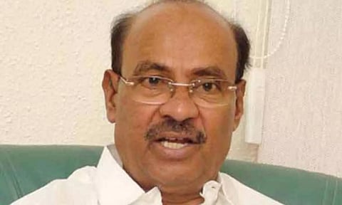 முதுநிலை பட்டதாரி ஆசிரியர் நியமனத்தை திட்டமிட்டே தாமதப்படுத்துவதா? - ராமதாஸ் கண்டனம்