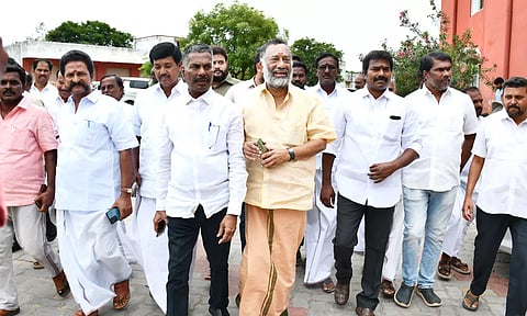 பூசாரி தற்கொலை வழக்கில் ஓபிஎஸ் சகோதரர் உள்ளிட்ட 6 பேர் விடுதலை