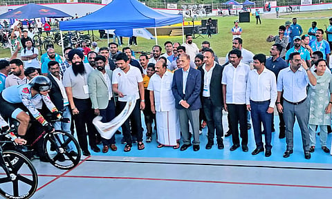 தேசிய அளவிலான 'ட்ராக் சைக்கிளிங்' போட்டி- உதயநிதி தொடங்கி வைத்தார்