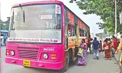 கடந்த 3½ ஆண்டுகளில் 570 கோடி முறை பெண்கள் இலவசமாக பயணம் செய்துள்ளனர்- தமிழக அரசு தகவல்