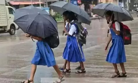 சேலம் மாவட்டத்தில் பள்ளிகளுக்கு மட்டும் விடுமுறை அறிவிப்பு