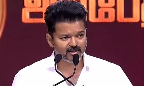 வன்மத்தை மட்டுமே காட்டிய சமூகத்திற்கு அவர் திருப்பி செய்த விஷயம் என்னை மெய்சிலிர்க்க வைக்கிறது - விஜய்