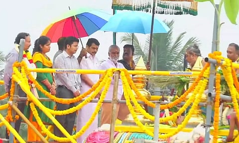 மாசாணியம்மன் கோவில் கும்பாபிஷேகம்- அமைச்சர்கள் சேகர்பாபு, செந்தில்பாலாஜி பங்கேற்பு
