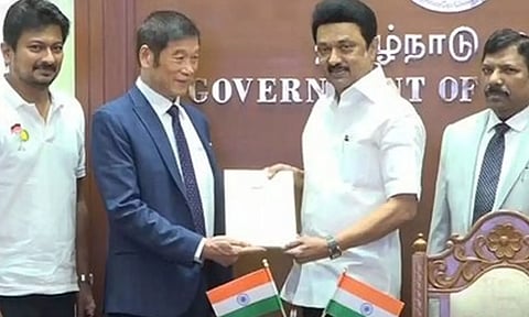 ராணிப்பேட்டையில் ரூ.1,500 கோடி முதலீட்டில் காலணிகள் உற்பத்தி ஆலை- முதலமைச்சர் அடிக்கல் நாட்டினார்