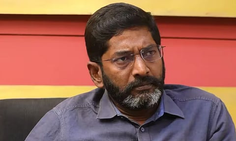 கஞ்சா பதுக்கியதாக வழக்கு - சவுக்கு சங்கருக்கு பிடிவாரண்ட்