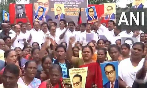 அமித்ஷா பேச்சுக்கு வலுக்கும் எதிர்ப்பு- தமிழகம் முழுவதும் திமுகவினர் கண்டன ஆர்ப்பாட்டம்