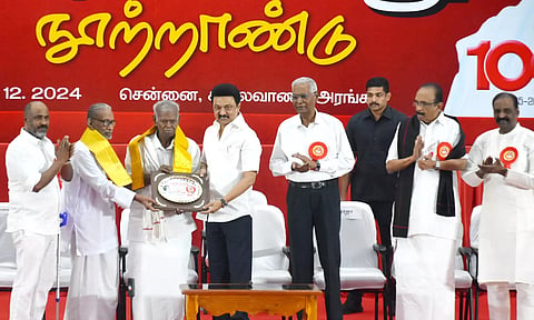 அரசியல் வேறுபாடுகளை தாண்டி நல்லக்கண்ணு அனைவருக்கும் வழிகாட்டியாக விளங்குகிறார்- மு.க.ஸ்டாலின் புகழாரம்