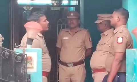ஐஎஸ்ஐஎஸ் அமைப்புடன் தொடர்பில் இருந்த ஆம்புலன்ஸ் ஓட்டுநர்- புரசைவாக்கத்தில் கைது