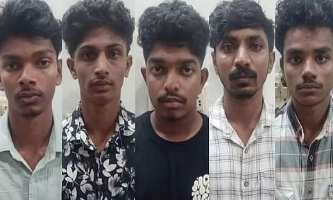 அரசு நர்சிங் கல்லூரி மாணவர்களை நிர்வாணமாக்கி சித்ரவதை: சீனியர் மாணவர்கள் 5 பேர் கைது