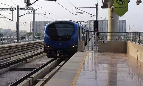 கரையான்சாவடி-குமணன்சாவடியில் மெட்ரோ ரெயில் பணிகளை முடிப்பதில் தாமதம்