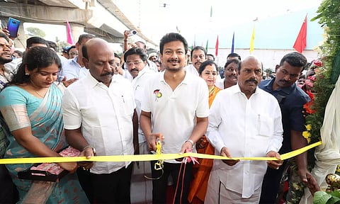 டைடல் பார்க் யு வடிவ மேம்பாலத்தை திறந்து வைத்தார் உதயநிதி ஸ்டாலின்
