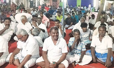 கவர்னர் வருகையை யொட்டி ராமேசுவரத்தில் மீனவர்கள் இன்று கஞ்சி காய்ச்சும் போராட்டம்